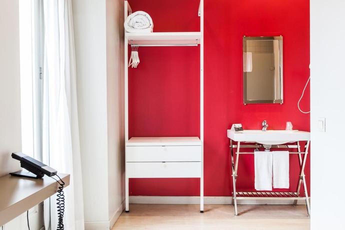 Imagen de la habitación del Hotel Urban Sea Atocha 113. Foto 4