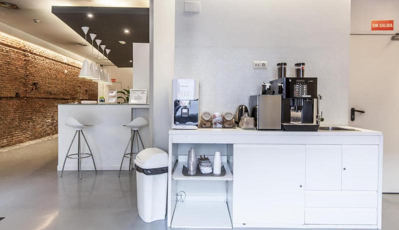 Imagen de los interiores del Hotel Urban Sea Atocha 113. Foto 19