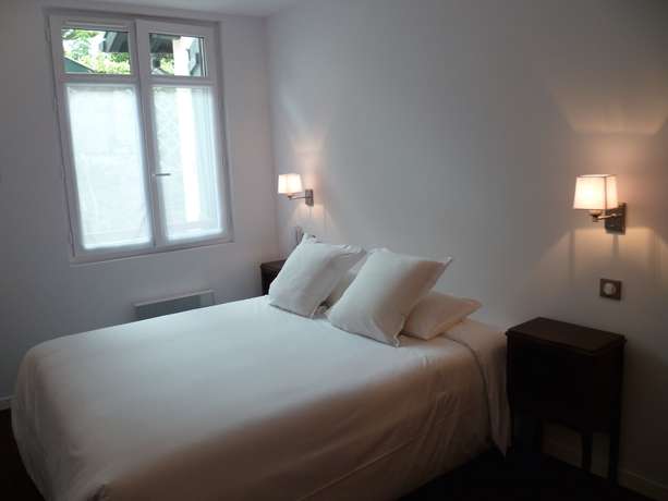 Imagen de la habitación del Hotel Urban Style Biarritz Du Relais. Foto 3
