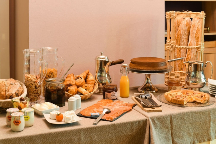 Imagen del bar/restaurante del Hotel Urban Style De L'europe. Foto 2