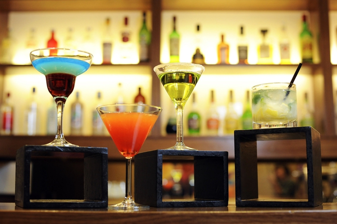 Imagen del bar/restaurante del Hotel Urban Suites Recoleta Boutique. Foto 10