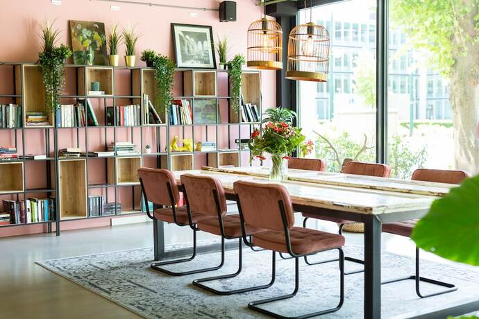 Imagen general del Hotel Urban The Golden Stork. Foto 7