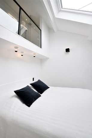 Imagen de la habitación del Hotel Urban Walls. Foto 2