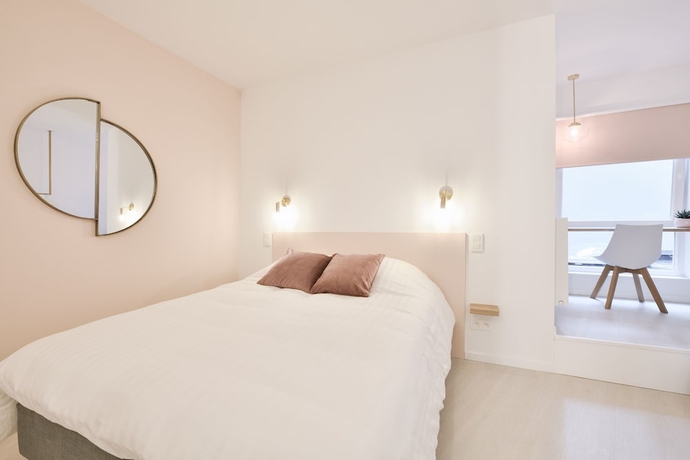 Imagen de la habitación del Hotel Urban Walls. Foto 7