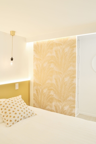 Imagen de la habitación del Hotel Urban Walls. Foto 17