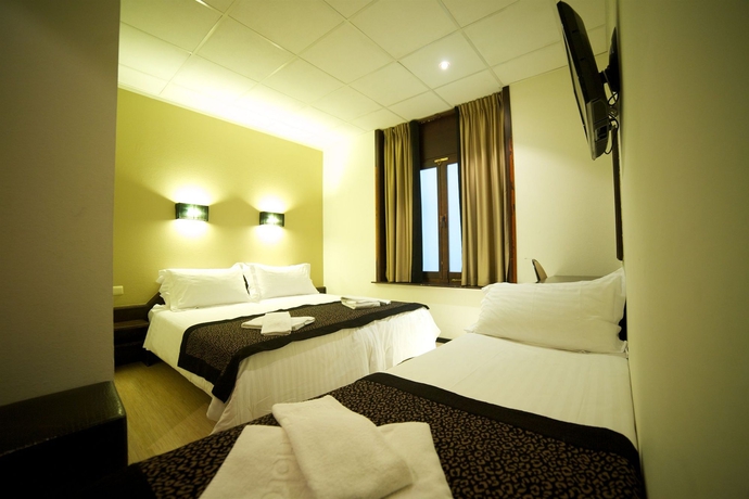 Imagen de la habitación del Hotel Urban Yard. Foto 6