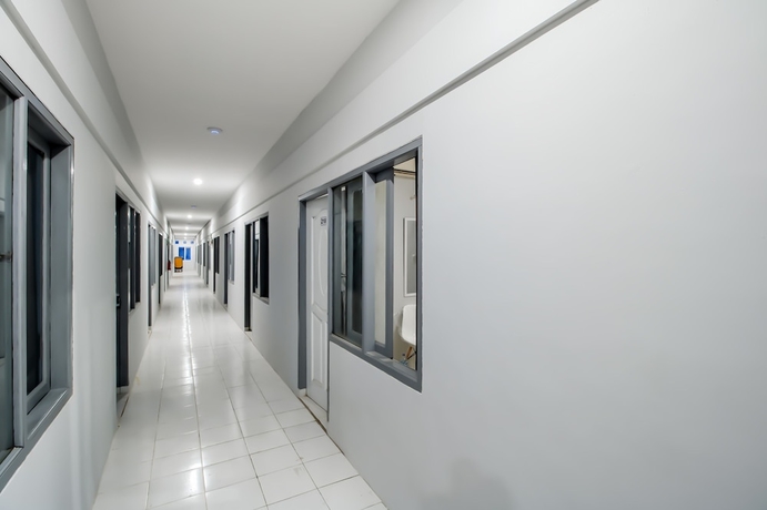 Imagen de los interiores del Hotel Urban24 Syariah Depok. Foto 17