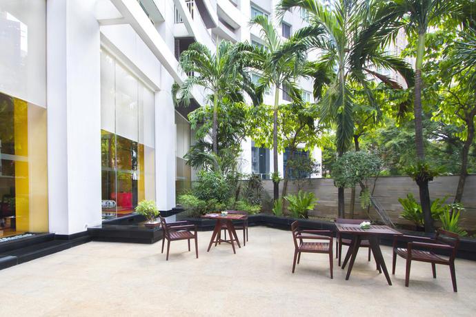 Imagen de los exteriores del Hotel Urbana Langsuan Bangkok, Thailand. Foto 8