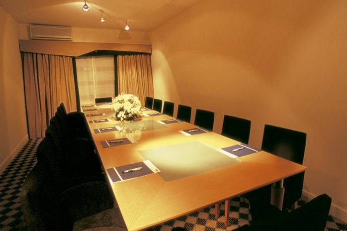 Imagen general del Hotel Urbana Suites. Foto 4