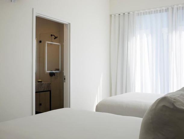 Imagen de la habitación del Hotel Urbanica The Euclid. Foto 16