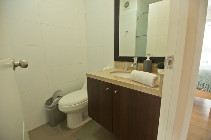 Imagen de la habitación del Hotel Urbano Apartments Miraflores Pardo. Foto 2