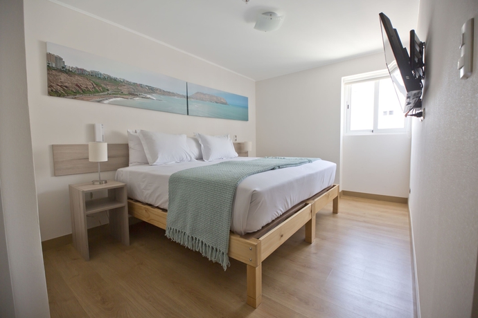 Imagen de la habitación del Hotel Urbano Apartments Miraflores Pardo. Foto 3