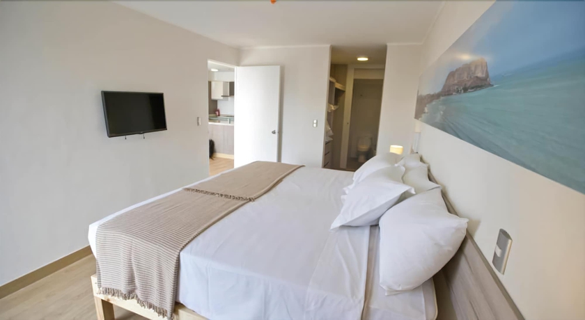 Imagen de la habitación del Hotel Urbano Apartments Miraflores Pardo. Foto 6