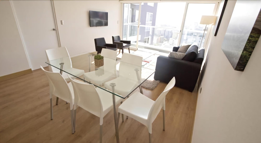 Imagen de la habitación del Hotel Urbano Apartments Miraflores Pardo. Foto 11