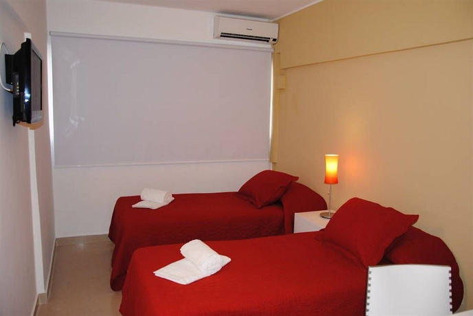 Imagen de la habitación del Hotel Urbano. Foto 9