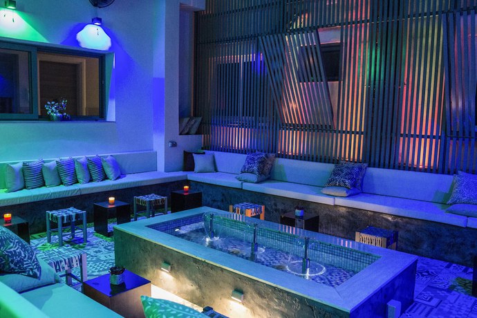 Imagen de los interiores del Hotel Urbano Hotel By Roots. Foto 6