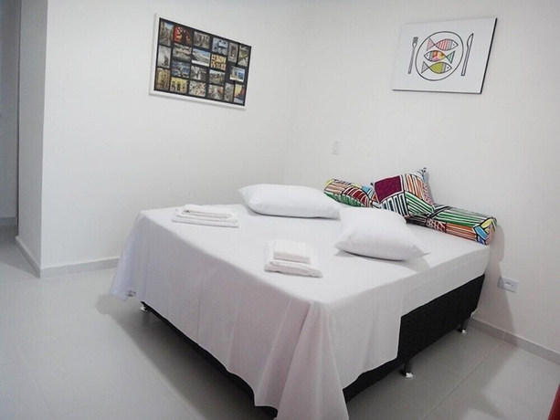 Imagen de la habitación del Hotel Urbano Su&iacute;tes. Foto 3