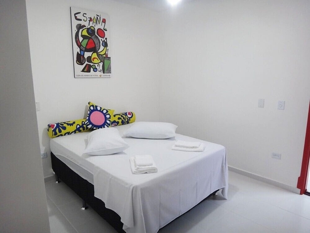 Imagen de la habitación del Hotel Urbano Su&iacute;tes. Foto 5