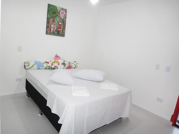 Imagen de la habitación del Hotel Urbano Su&iacute;tes. Foto 6