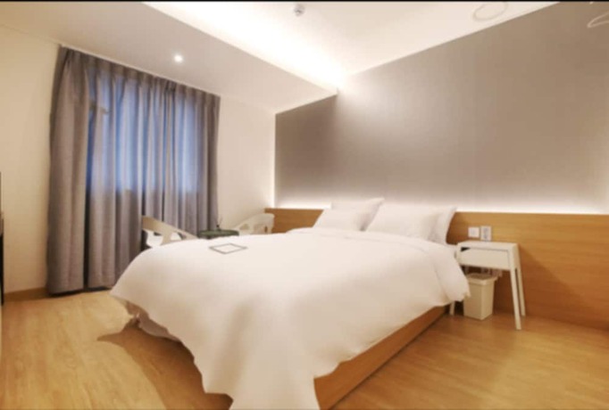 Imagen general del Hotel Urbanstay. Foto 8