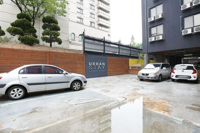 Imagen de los interiores del Hotel Urbanstay. Foto 29