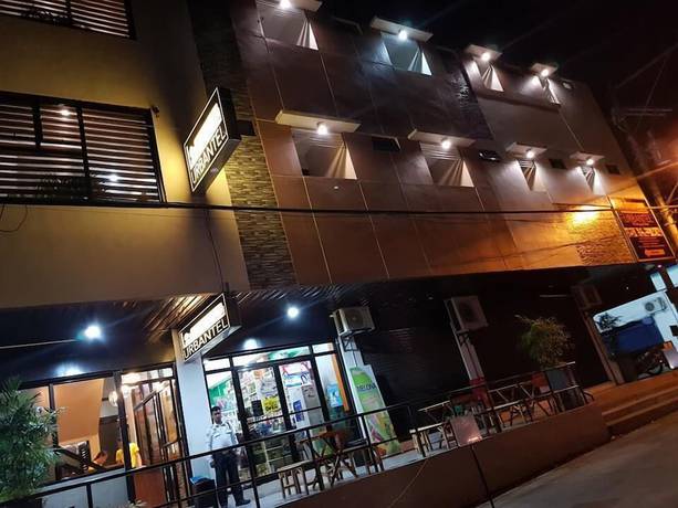 Imagen de la habitación del Hotel Urbantel. Foto 8