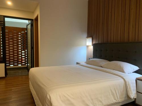 Imagen general del Hotel Urbanview Nardis Living. Foto 13