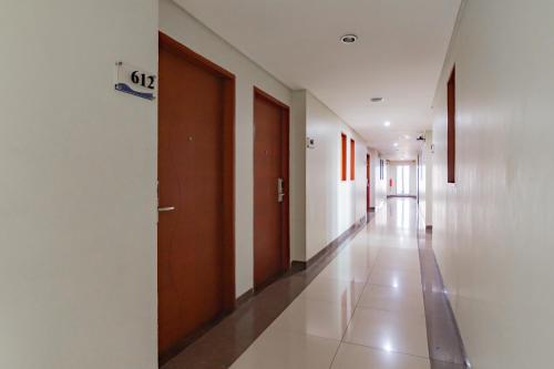 Imagen general del Hotel Urbanview Newton Riau Bandung by RedDoorz. Foto 7