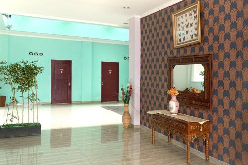 Imagen general del Hotel Urbanview Niraz Syariah Banjarmasin. Foto 2