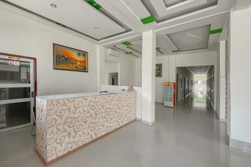Imagen de la habitación del Hotel Urbanview Tirtamaya Jaya Indah Indramayu. Foto 2