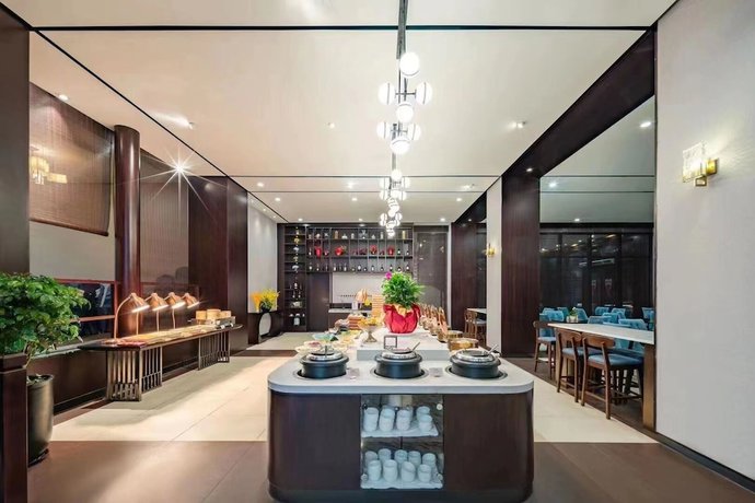 Imagen del bar/restaurante del Hotel Urcove By Hyatt Shanghai Jinqiao Center. Foto 8