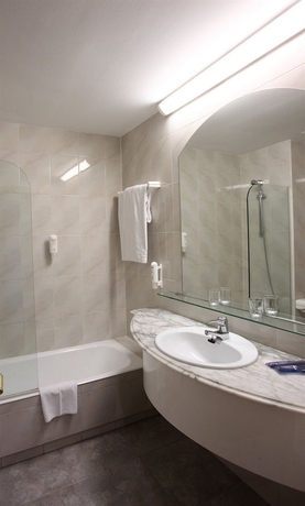 Imagen de la habitación del Hotel Urdanibia Park. Foto 10