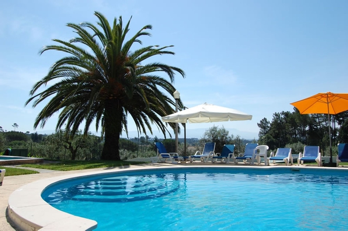 Imagen de la piscina del Hotel Urgeiriça. Foto 12