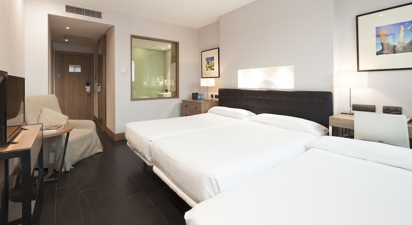 Imagen de la habitación del Hotel Urh Zen Balagares. Foto 6