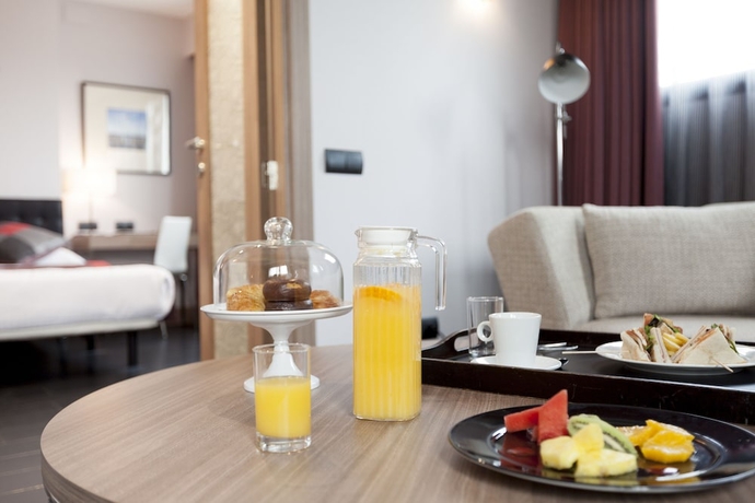 Imagen de la habitación del Hotel Urh Zen Balagares. Foto 12