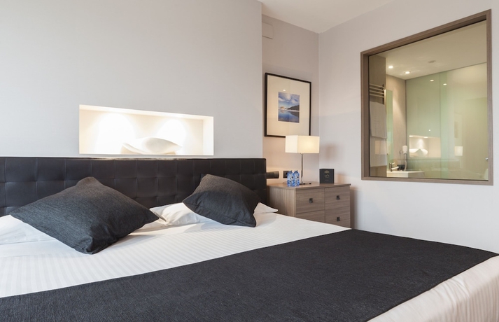 Imagen de la habitación del Hotel Urh Zen Balagares. Foto 16