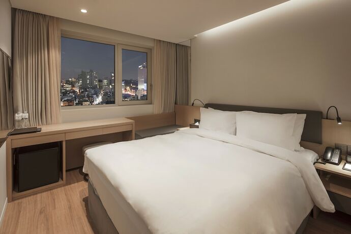 Imagen de la habitación del Hotel Uriand. Foto 26