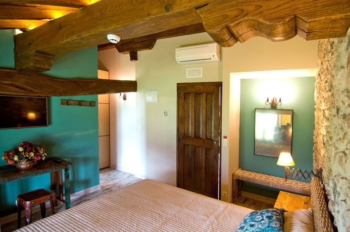 Imagen de la habitación del Hotel Urkulu Landetxea. Foto 13