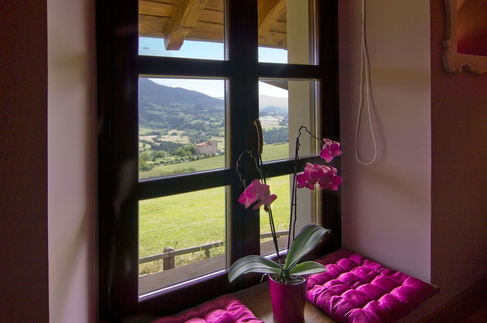 Imagen de la habitación del Hotel Urkulu Landetxea. Foto 30