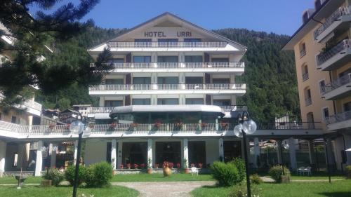 Imagen general del Hotel Urri. Foto 4