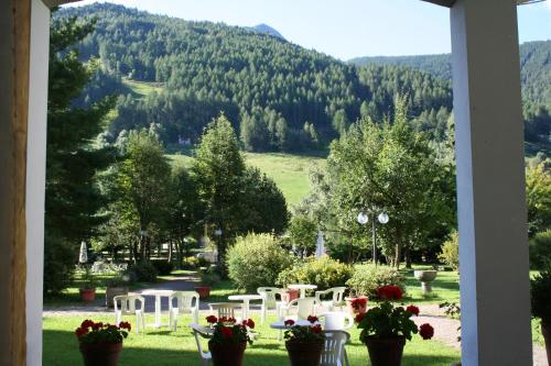 Imagen de la habitación del Hotel Urri. Foto 8