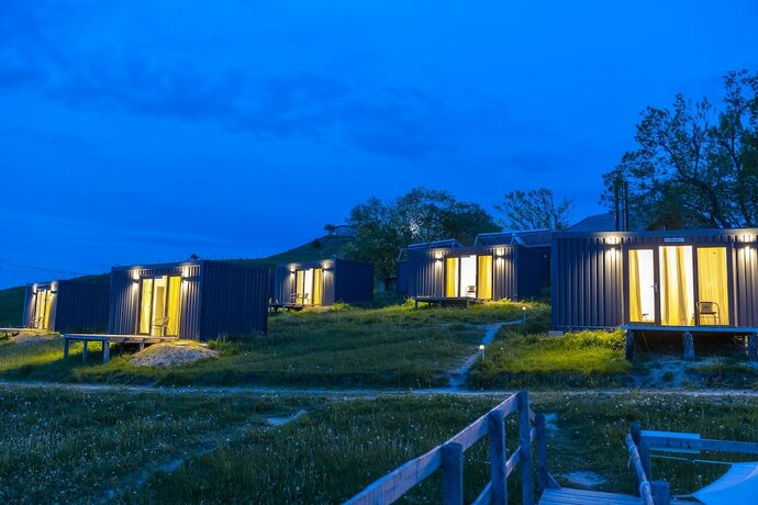 Imagen general del Hotel Ursa Mica Glamping Resort. Foto 16