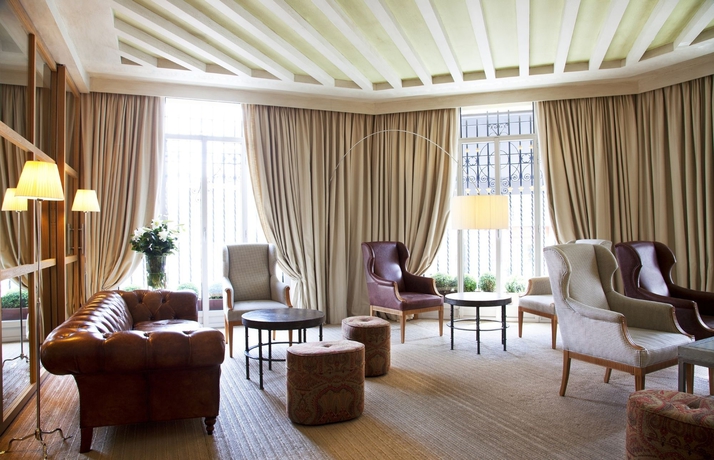 Imagen de los interiores del Hotel Urso and Spa. Foto 11