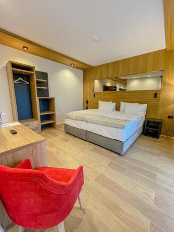 Imagen de la habitación del Hotel Ursuletul Predeal. Foto 19