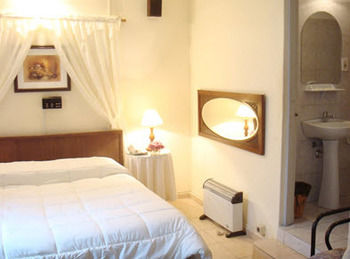Imagen de la habitación del Hotel Uruguay, Montevideo. Foto 7