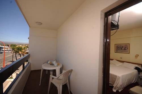 Imagen general del Hotel Uruguay, VILLA CARLOS PAZ. Foto 5
