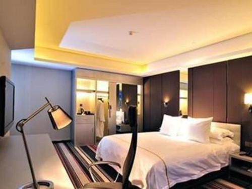 Imagen general del Hotel Urumqi Bayinhe. Foto 9