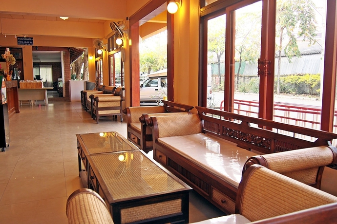 Imagen de los interiores del Hotel U-sa Family. Foto 14