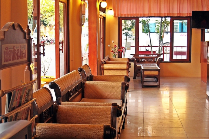 Imagen de los interiores del Hotel U-sa Family. Foto 16