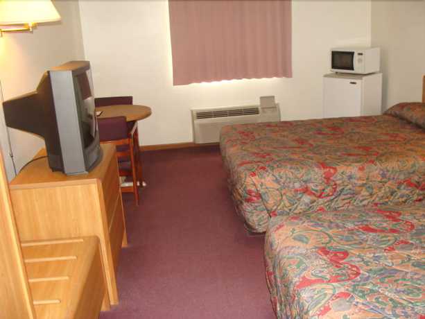Imagen de la habitación del Hotel Usa Inns Of America. Foto 12